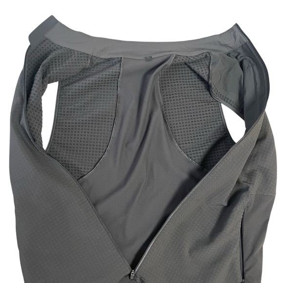 Lululemon Cold Terrain Fleece Vest Mens Large Gray Gorpcore Performance Training - Picture 15 of 15